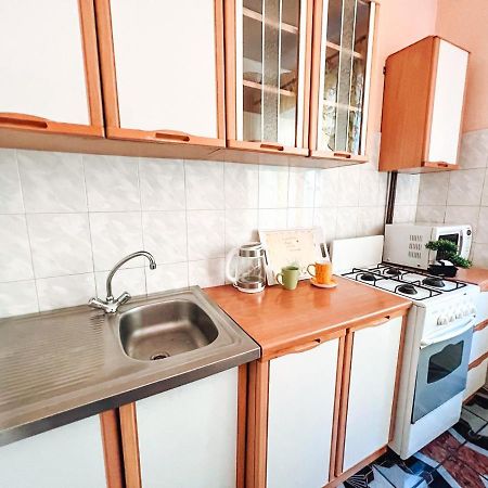1-Room Apartments Kiev City Center Екстер'єр фото