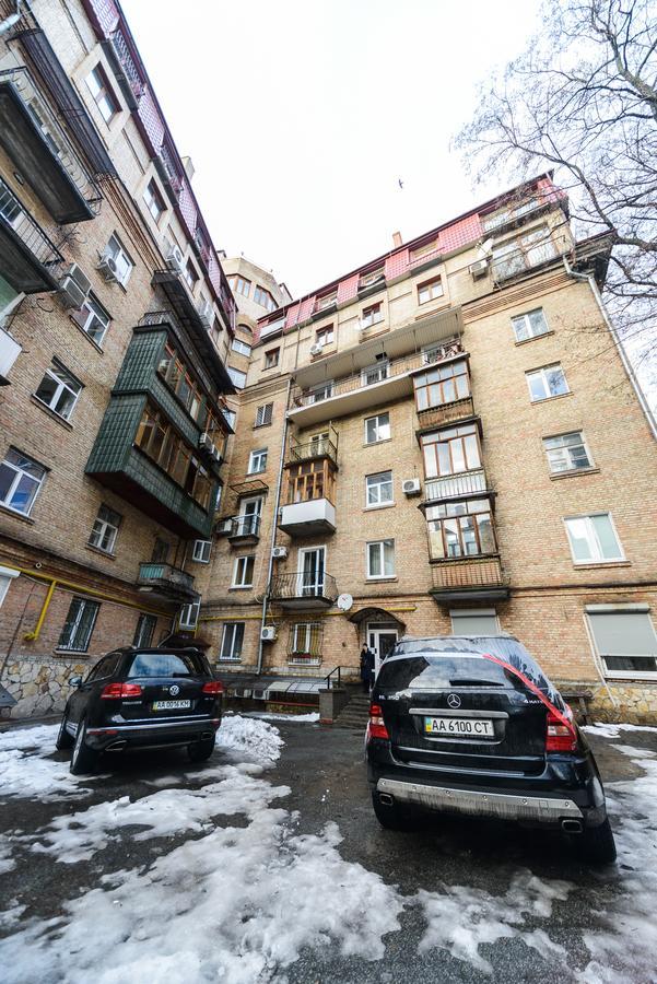 1-Room Apartments Kiev City Center Екстер'єр фото